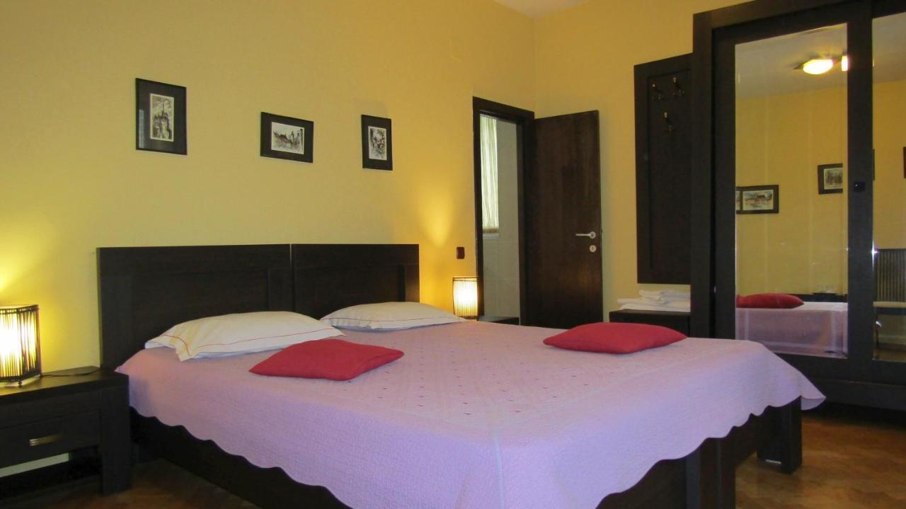 Rami House Central Double Rooms Brassó Kültér fotó
